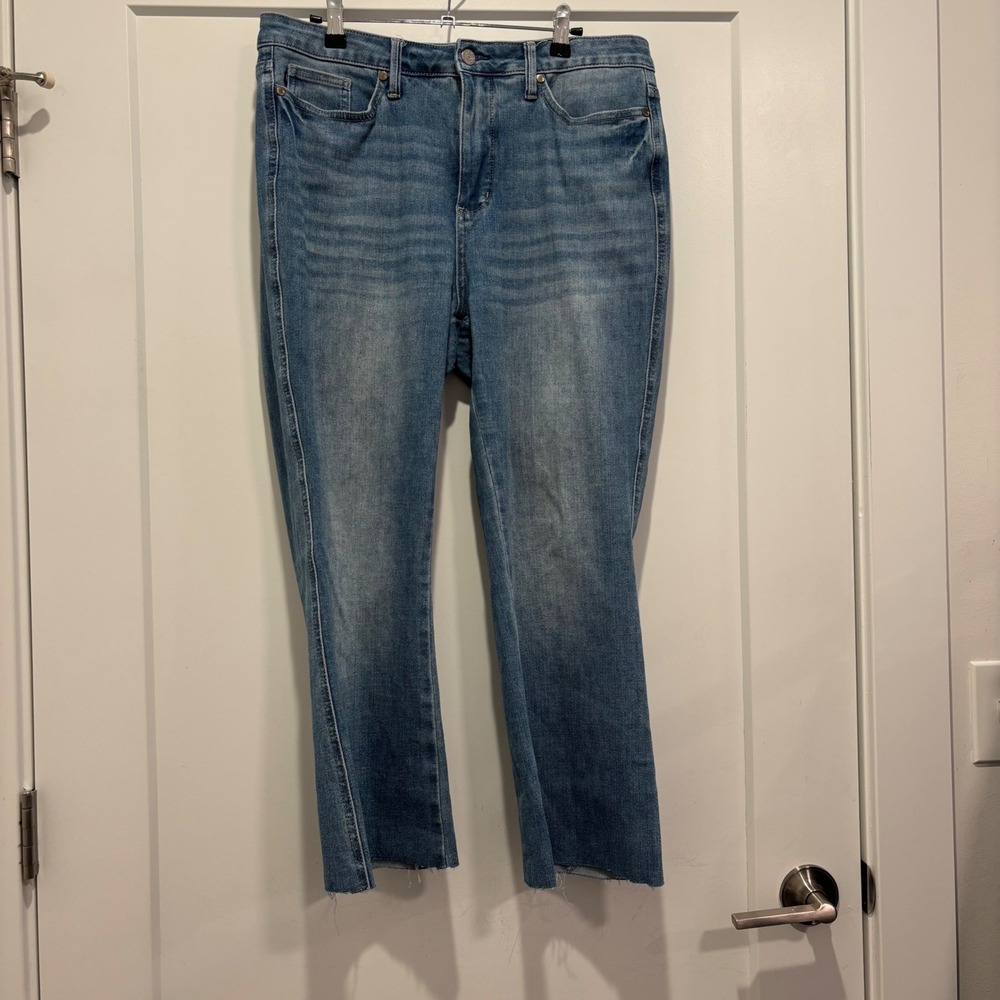 Judy Blue Slim Boot Cut Jeans Medium Wash Raw Hem JB881056 MD-CO Size 15/32